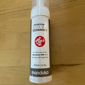 Manduka mat cleanser